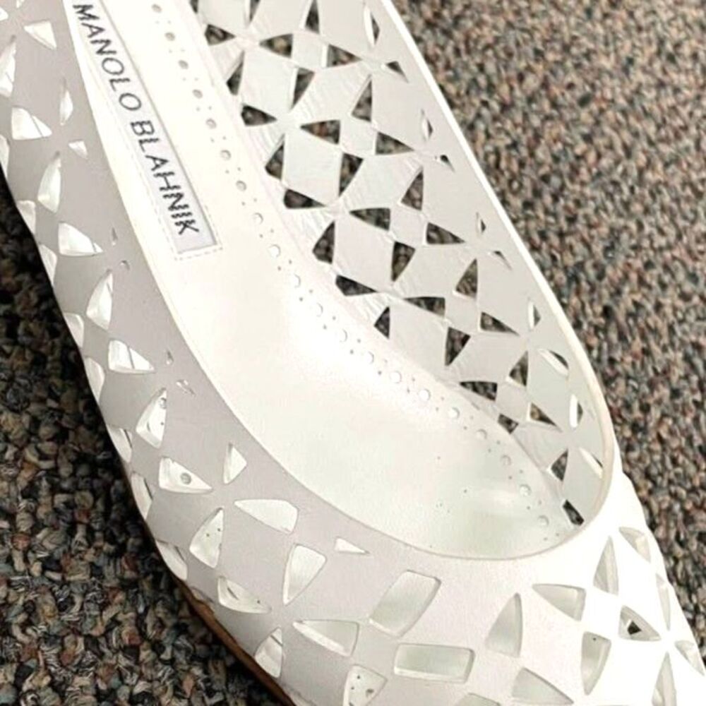 ~ Manolo Blahnik 37 Gelista Leather Ballet Flats Perforated Authentic 6.5-7 - Picture 10 of 15